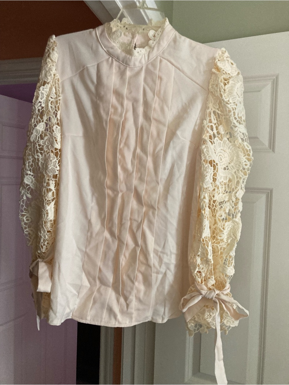 Lace-Sleeve Cream Blouse with Pintuck Front